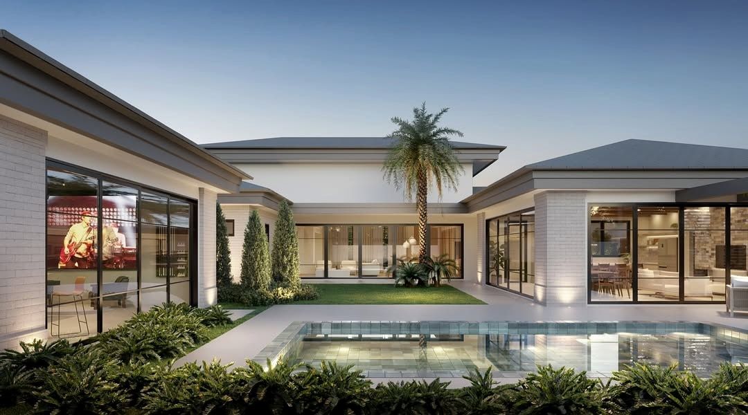 Estudo tridimensional da Casa LR: patio interno em U com piscina e palmeira central, entardecer.